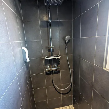 Cosy Et Moderne Avec Clim - Leman Apartament *